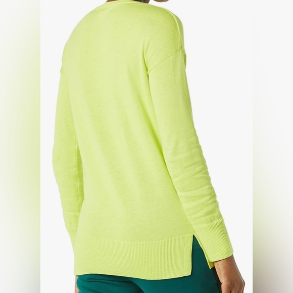 Amazon Essentials Lightweight Long-Sleeve Scoop-Neck Tunic Sweater, LG, Black - Picture 5 of 5